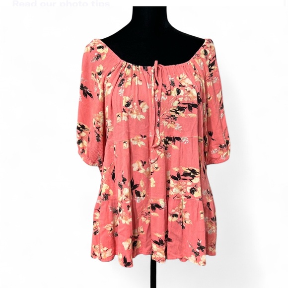 TORRID Floral Pink Women's Top 00 NWOT - Picture 2 of 7